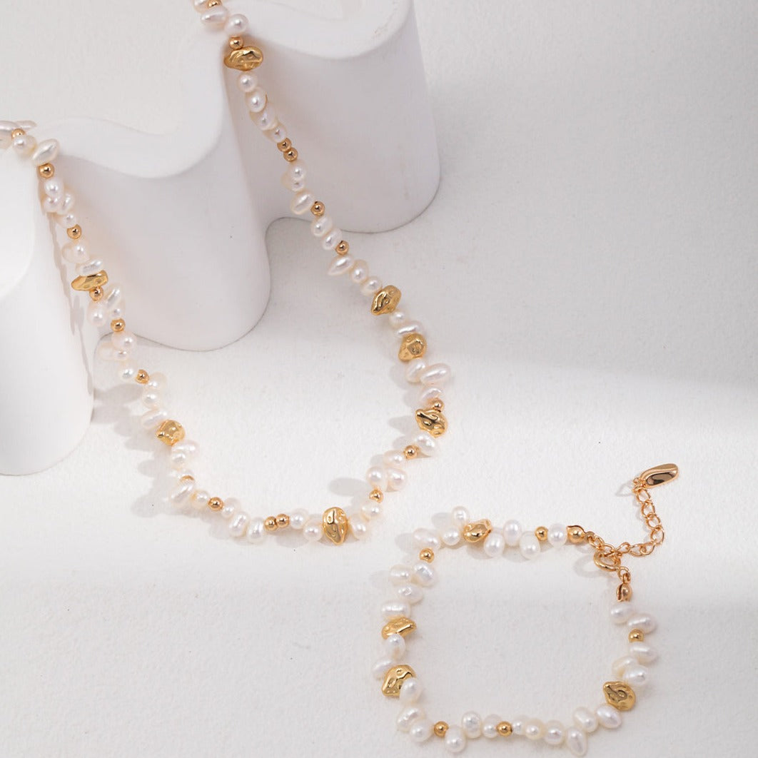 Seymours & Co. Sprig Pearl Necklace